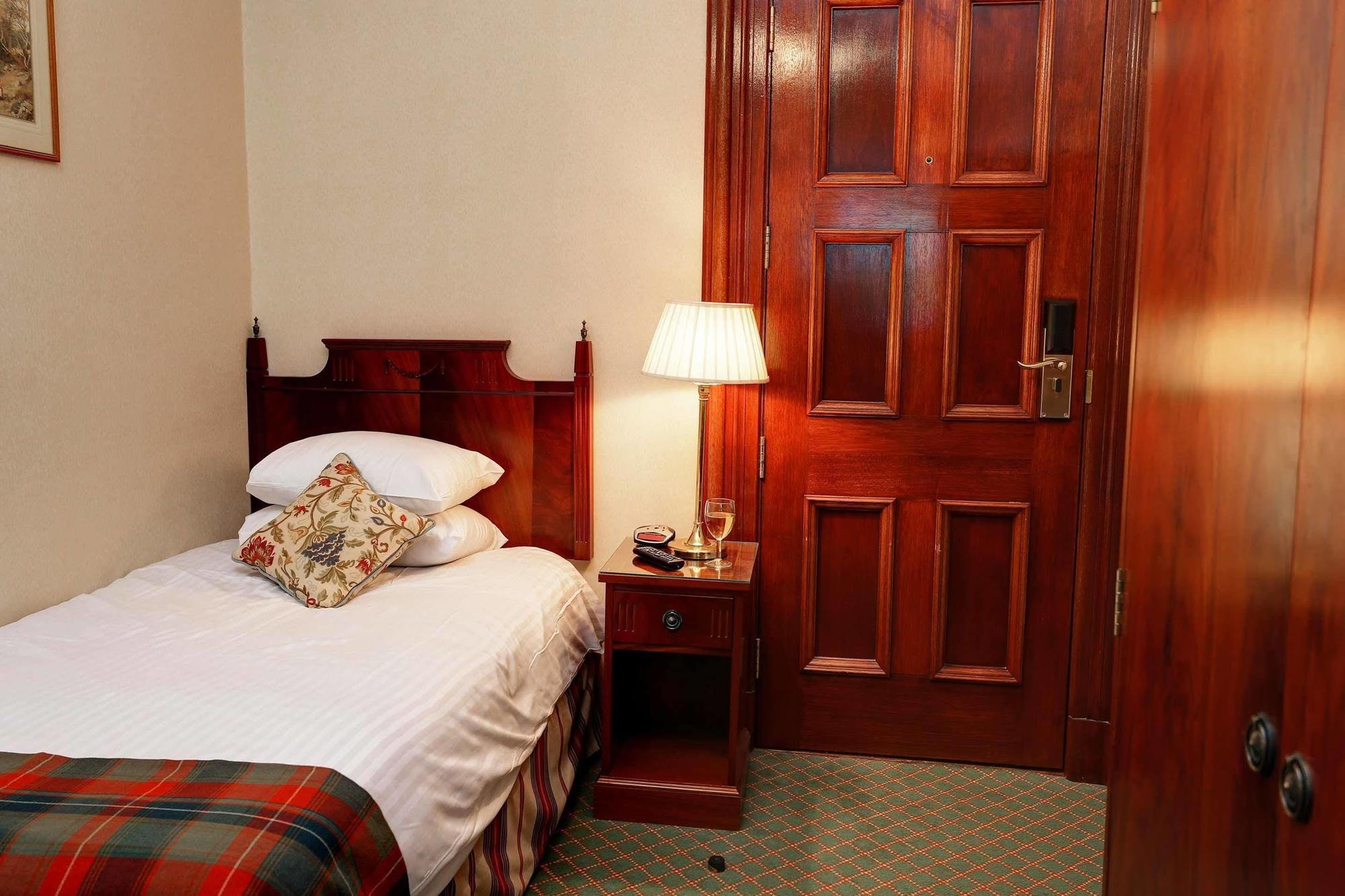 Best Western Cartland Bridge Hotel 拉纳克 客房 照片